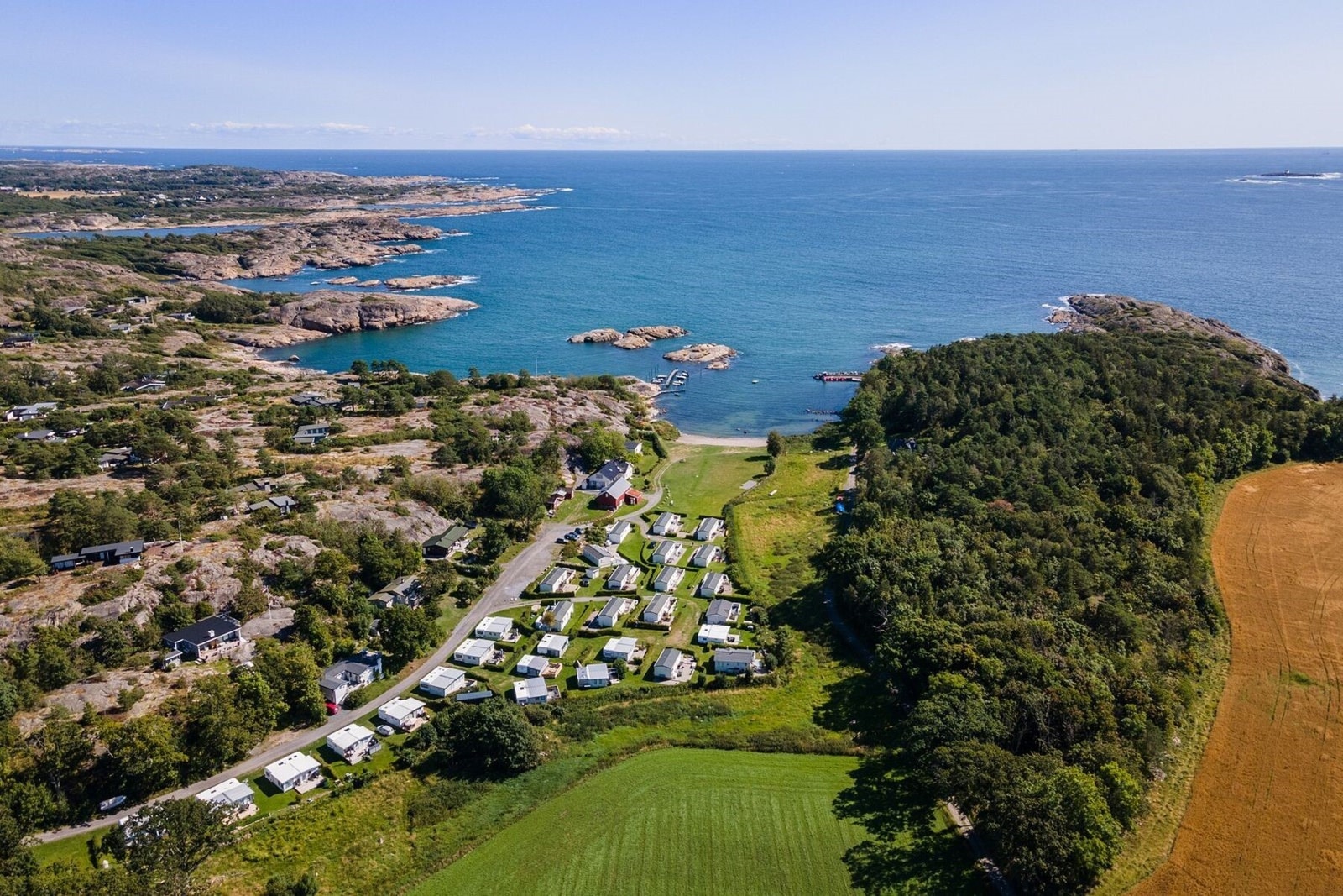 Dronefoto over Ødegårdsbukta Galleribilde