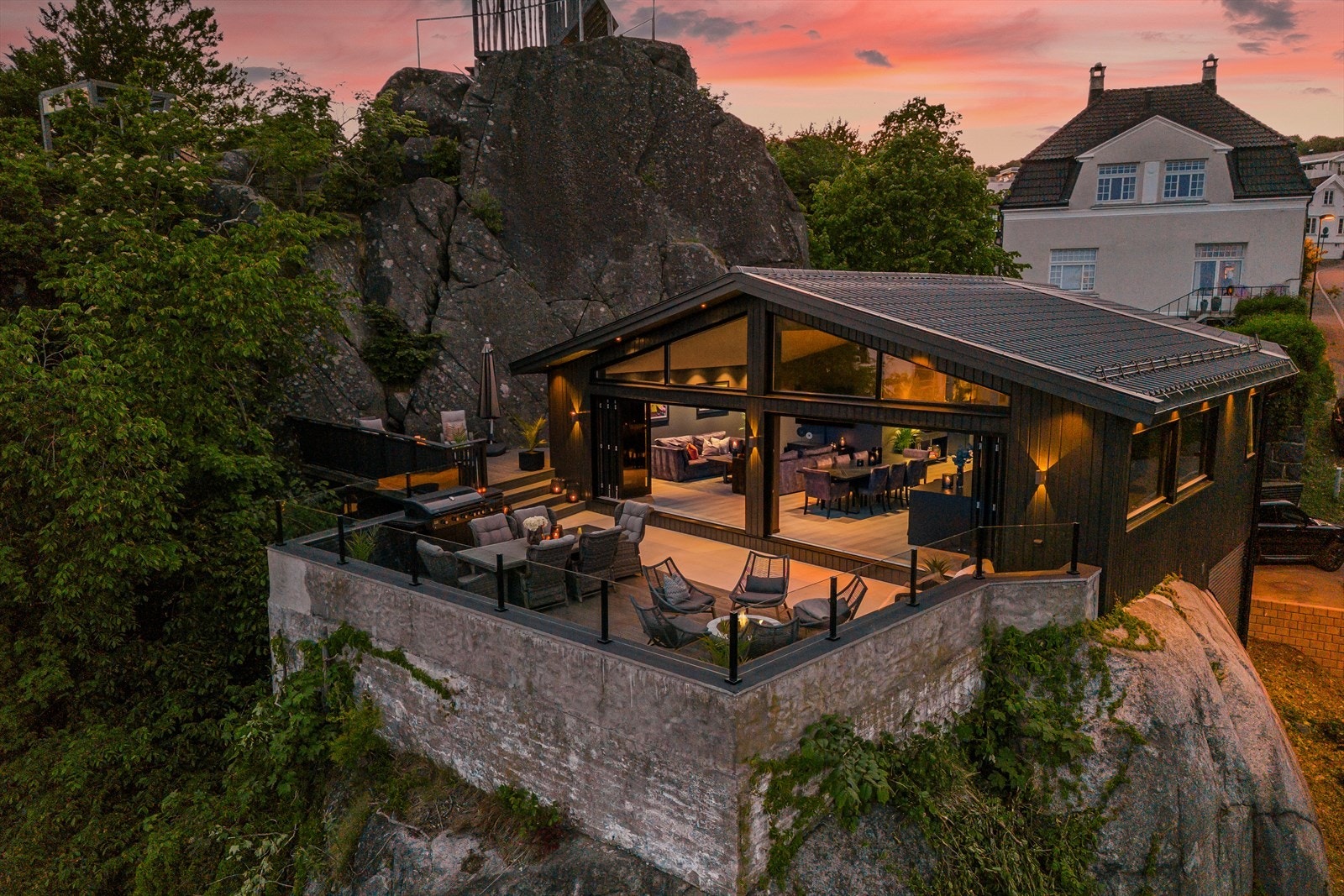 Bøkkerfjellet ligger like bak. Galleribilde