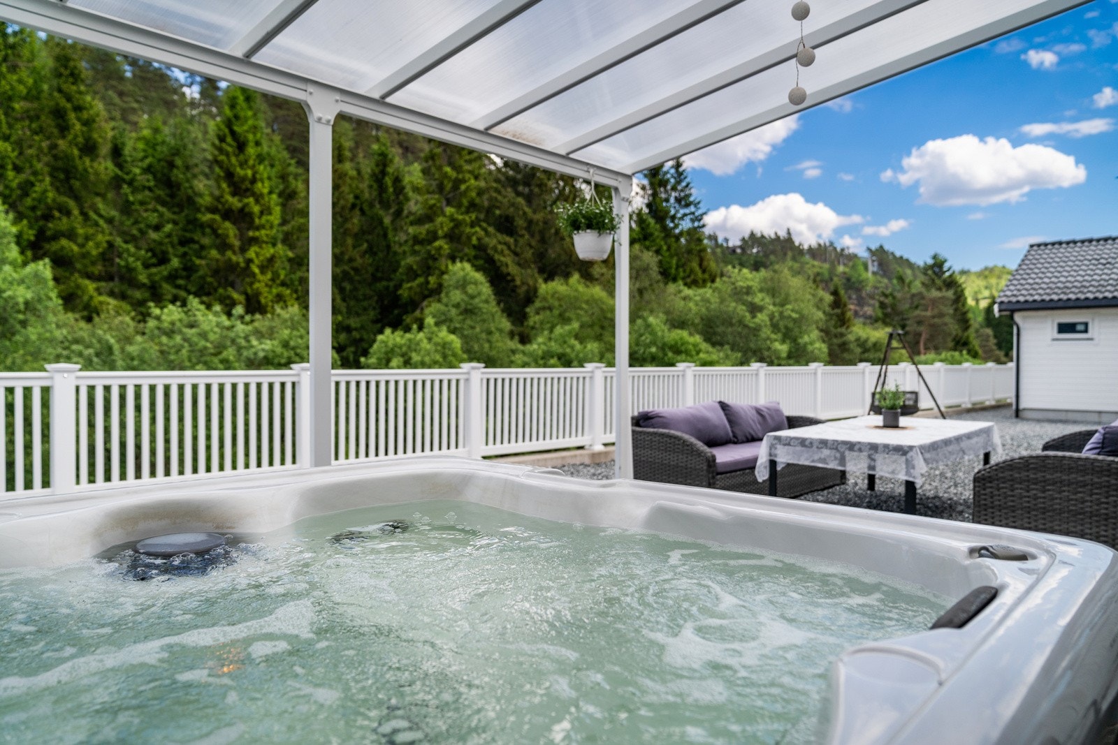 Her kan man nyte deilige sommerdager selvom det er litt kjølig i luften. Galleribilde