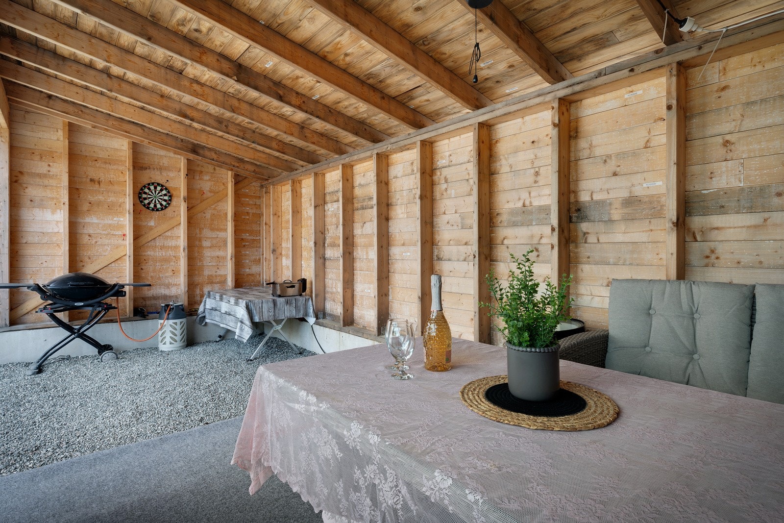 Her inne kan man tilbringe dagene der det er litt kjøligere ute. Galleribilde