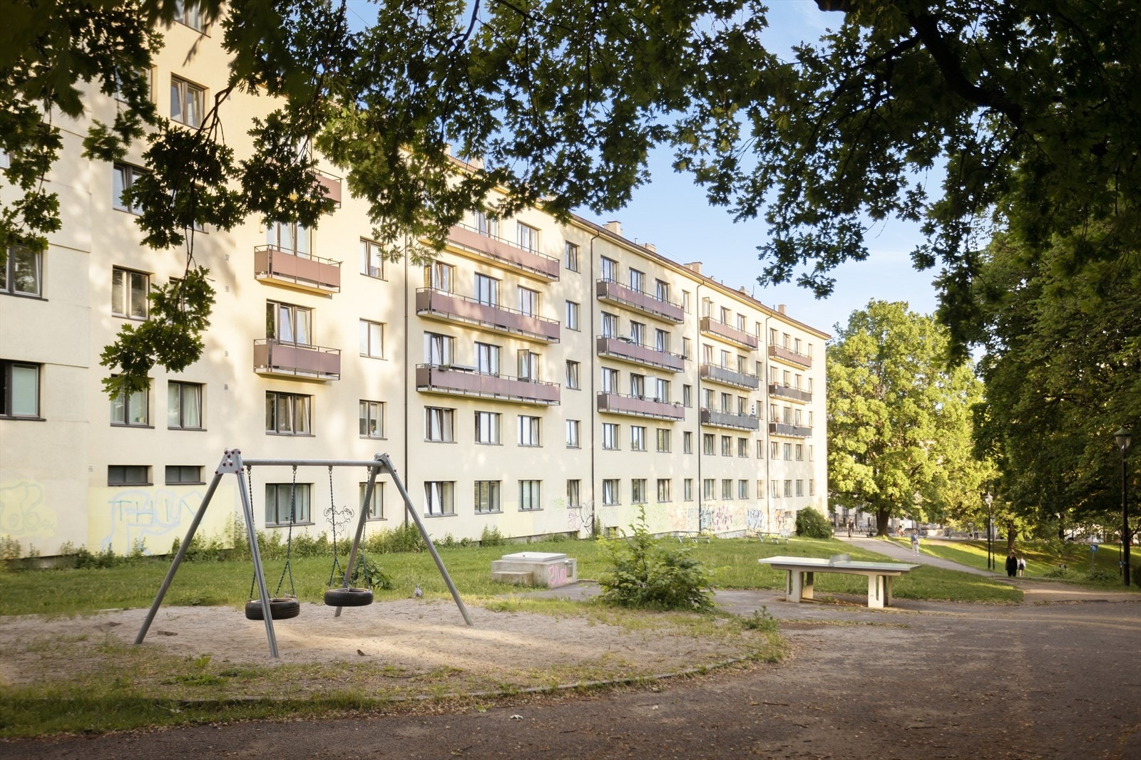 Borettslaget har en sentral og attraktiv beliggenhet rett ved Akerselva med turstier og hyggelige grøntområder. Veldrevet borettslag som består av 146 boliger og 4 næringslokaler. Galleribilde