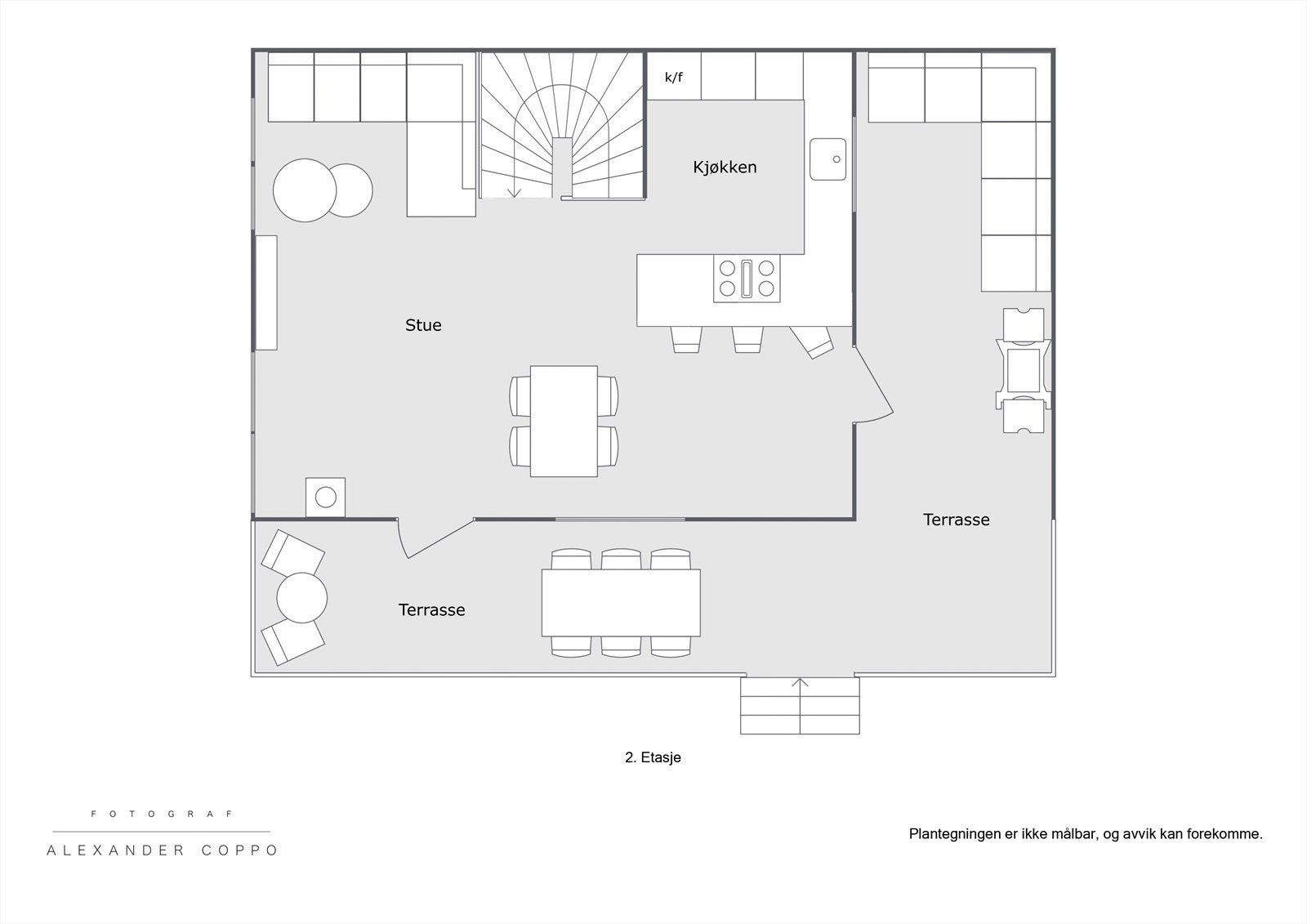 Planskisse 2. etasje. Noen av de andre husene har bygget et soverom der kjøkkenet er i dag. Det er altså mulig å bytte om på løsningen om dersom det skulle blir et behov. Galleribilde