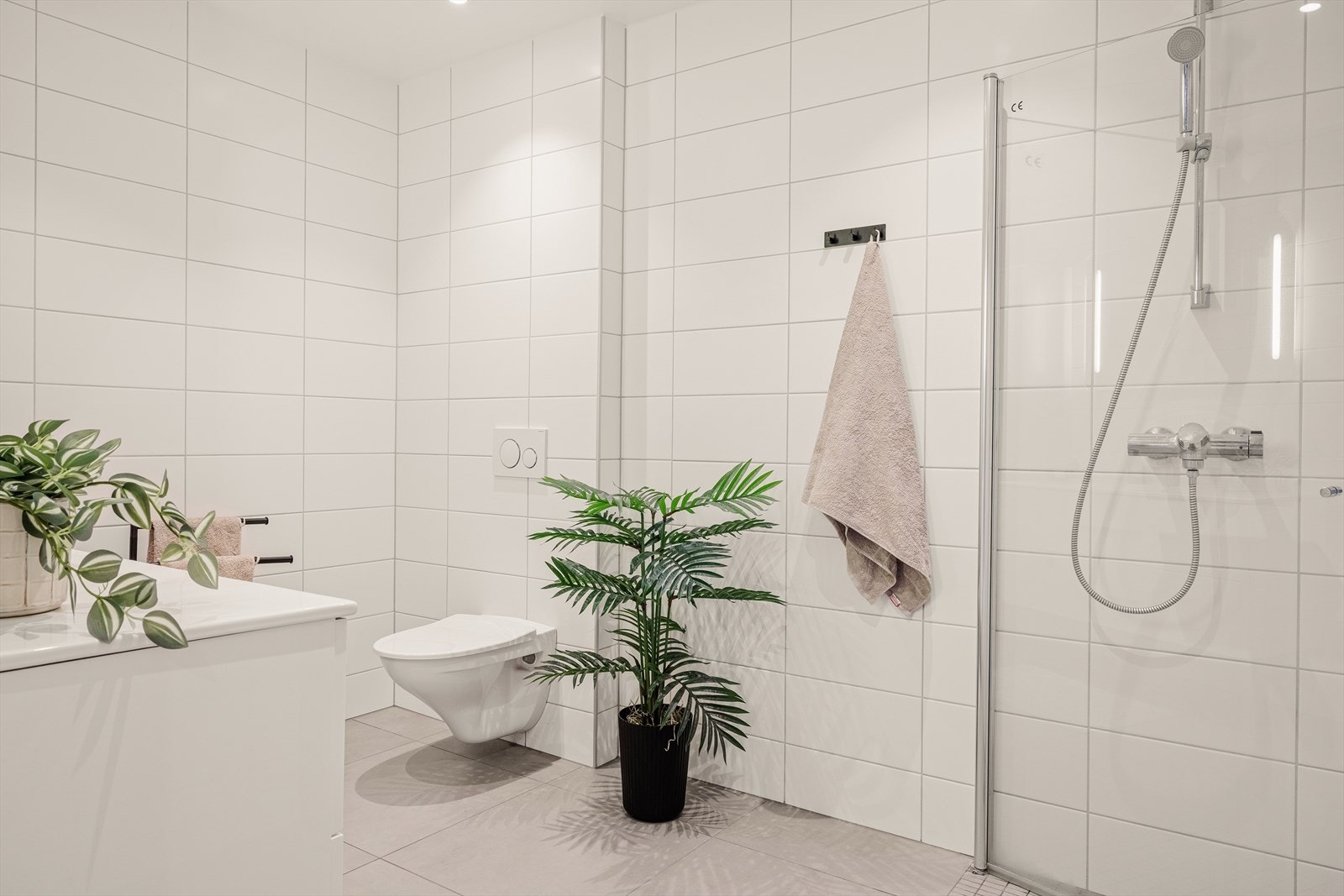 Garanti Eiendom presenterer Askevegen 5B Galleribilde