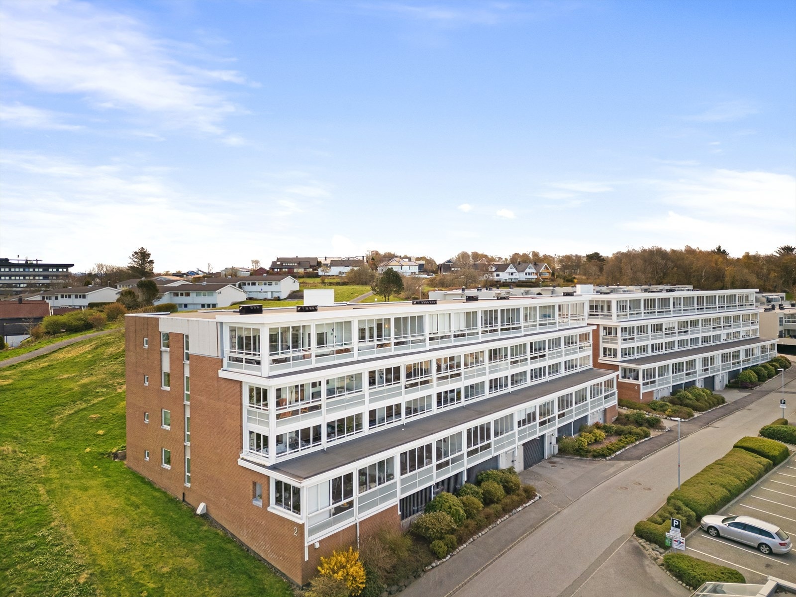 EiendomsMegler1 v/Matej Luka Pavlovic presenterer Rødknapplia 2 Galleribilde