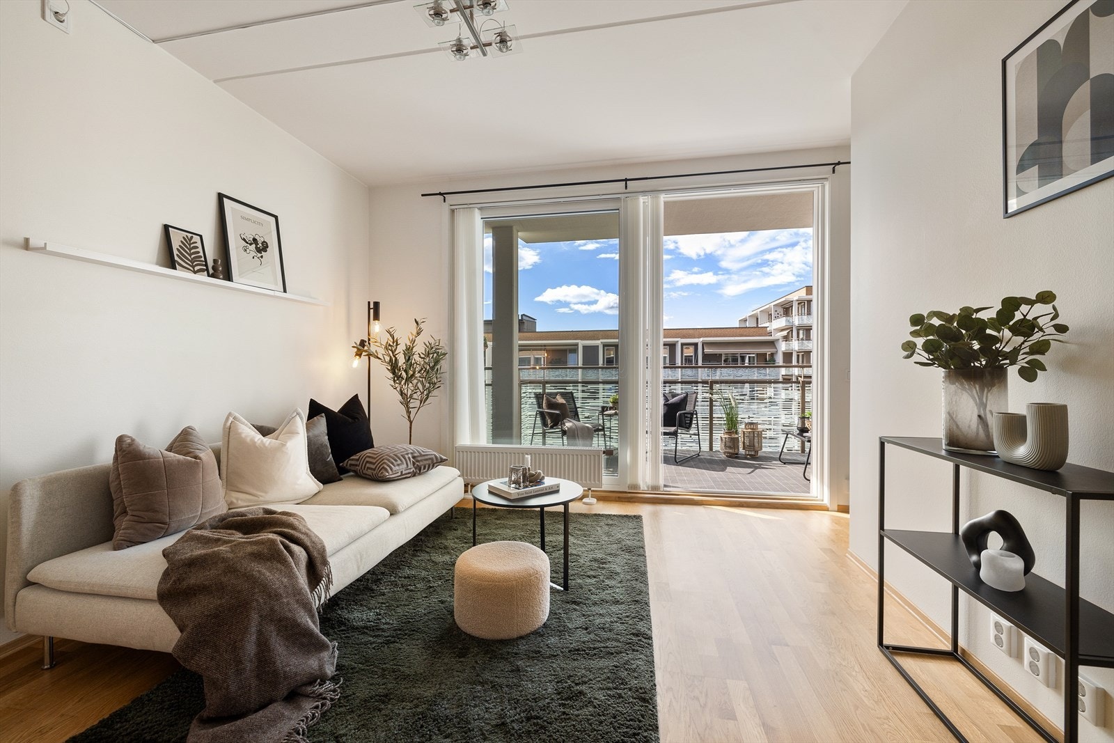 Velkommen til Birch-Reichenwalds gate 2G Galleribilde