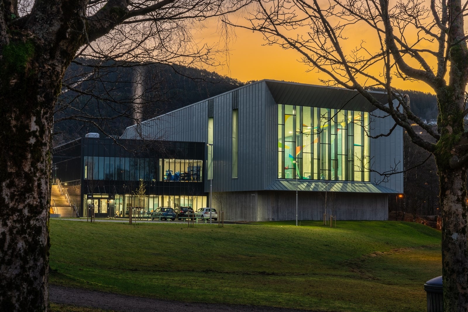 Den nye svømmehallen ved Ortun skole er åpen for alle og har flotte fasiliteter! Galleribilde