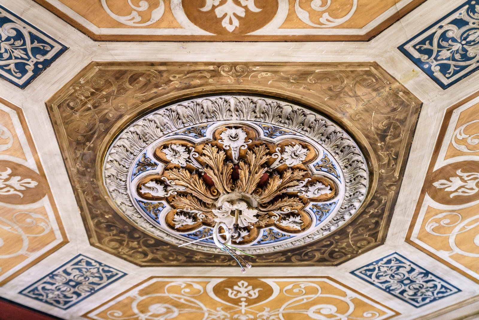 Originalt himlingsmaleri. Galleribilde