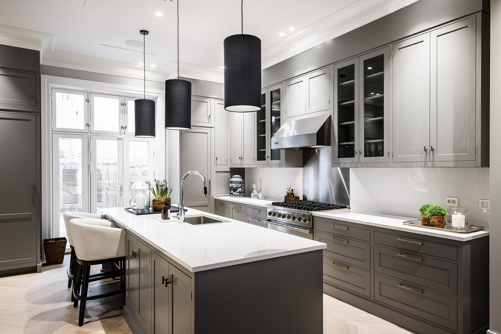 Stilrent og moderne kjøkkeninnredning fra Kvänum. Galleribilde