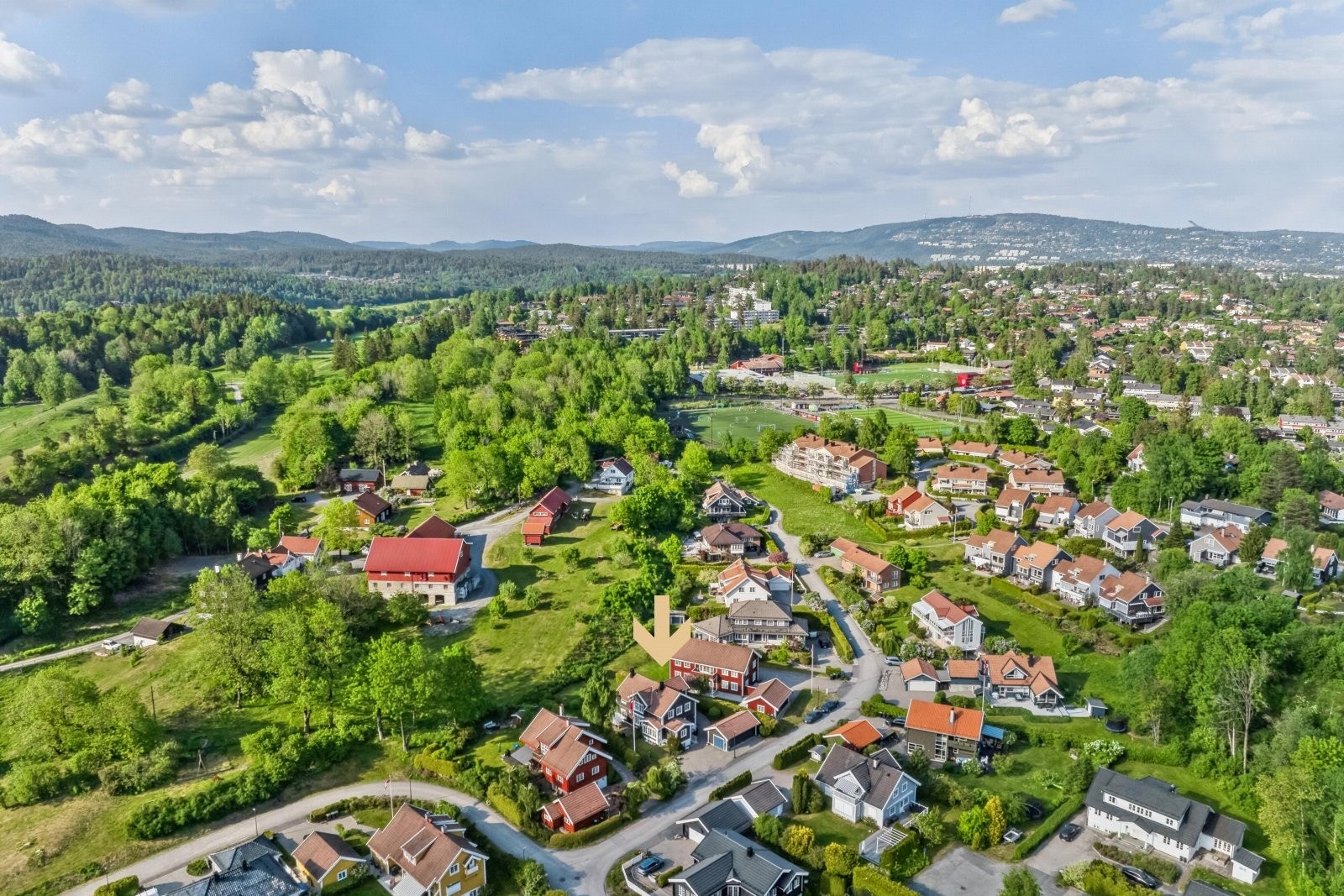 Eiendommen grenser til Hosle gård Galleribilde