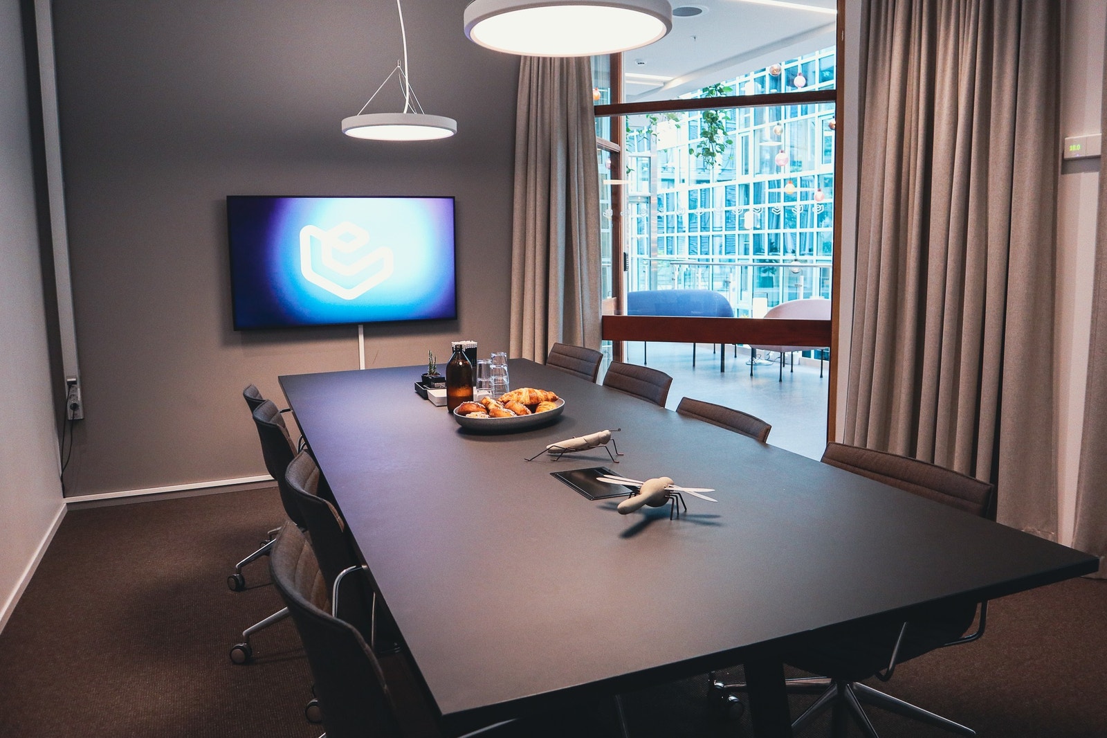 Utenfor ditt eget private kontor har du også tilgang til Epicenters møterom. Galleribilde