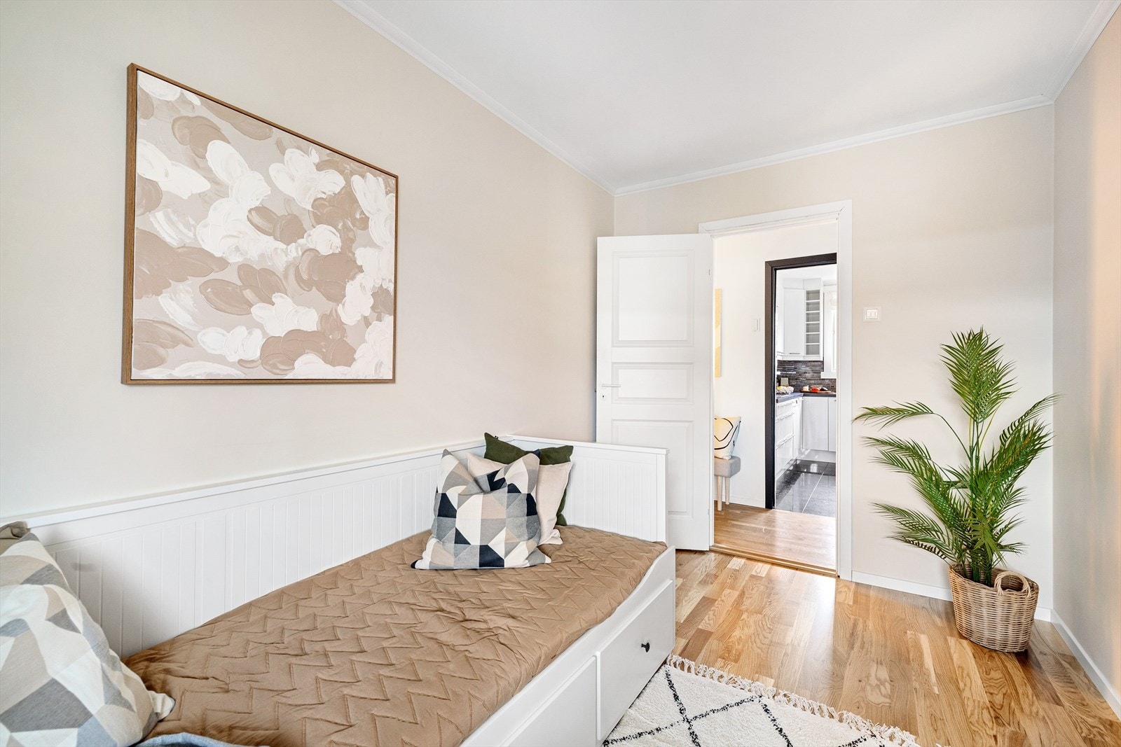 Rommet egner seg godt som barnerom, gjesterom eller kontor. Galleribilde