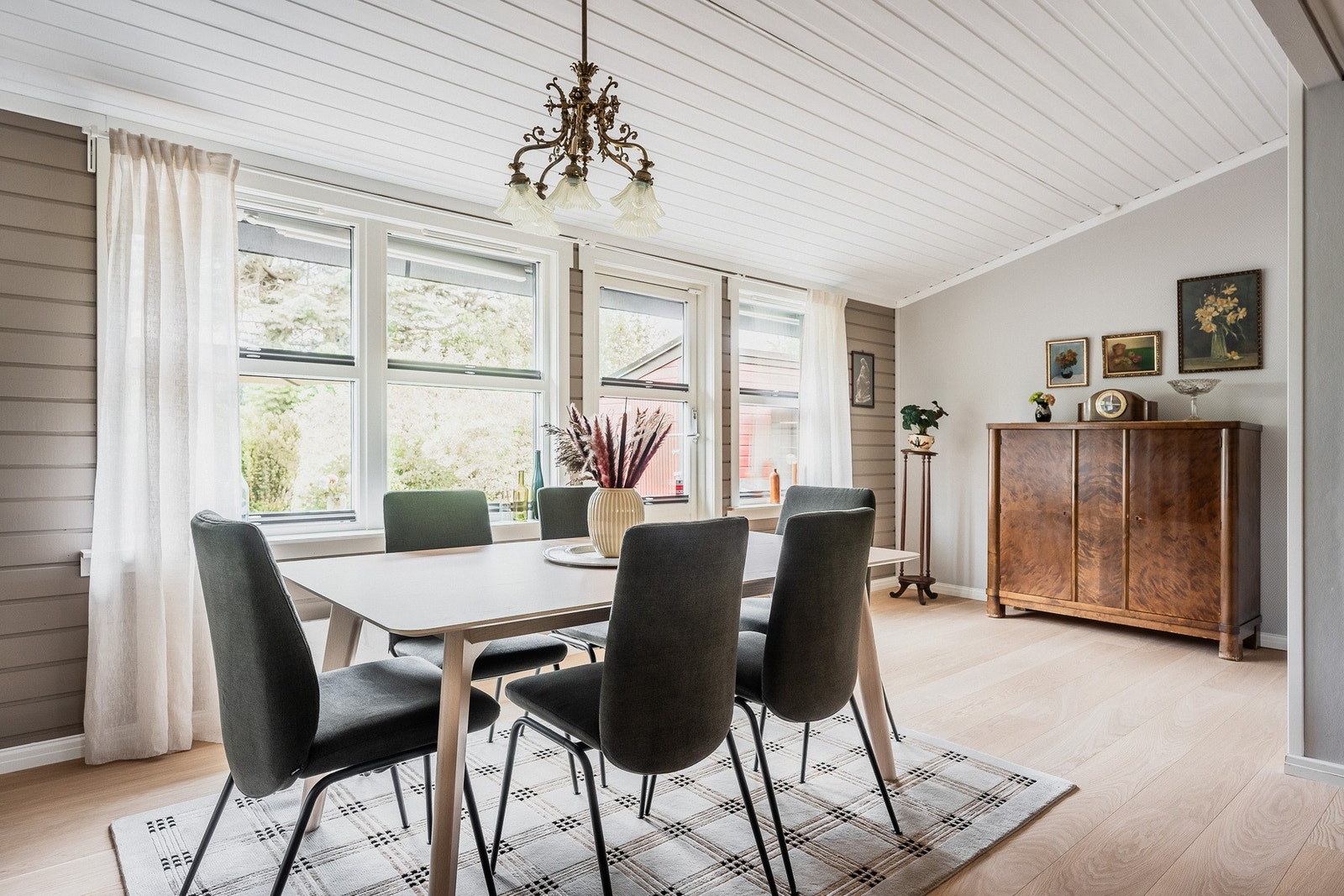 God plass til innredning og møblering. Galleribilde