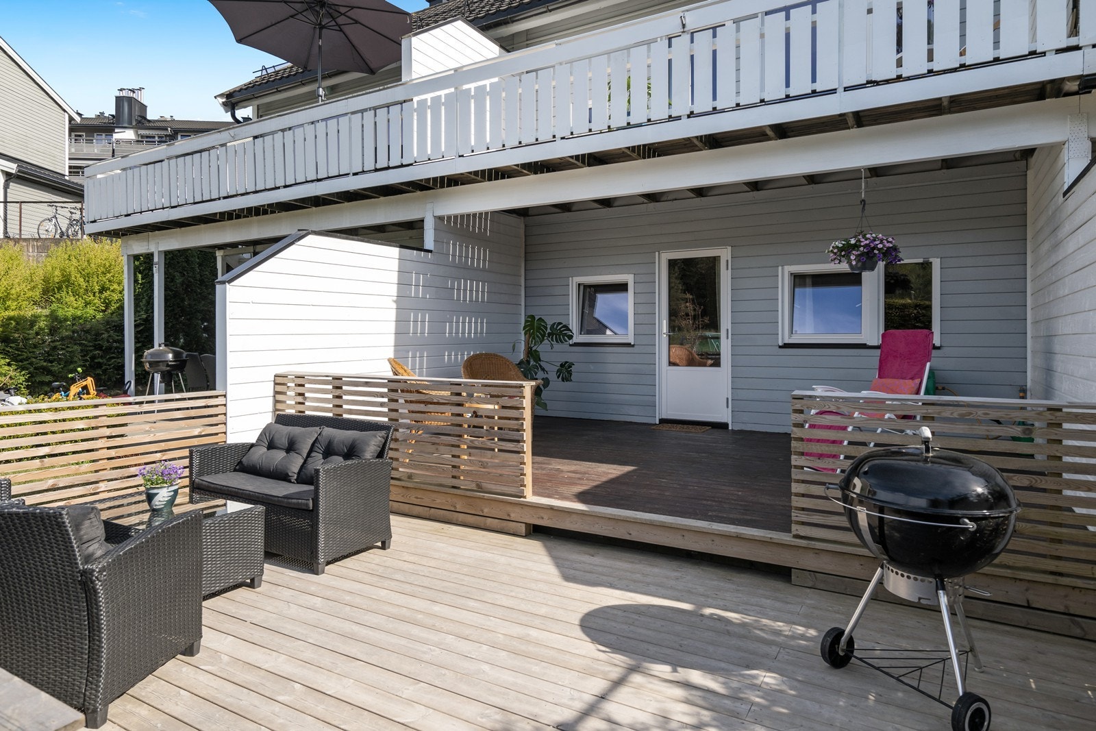 Her er det plass for sittegrupper, grill og solsenger. Galleribilde