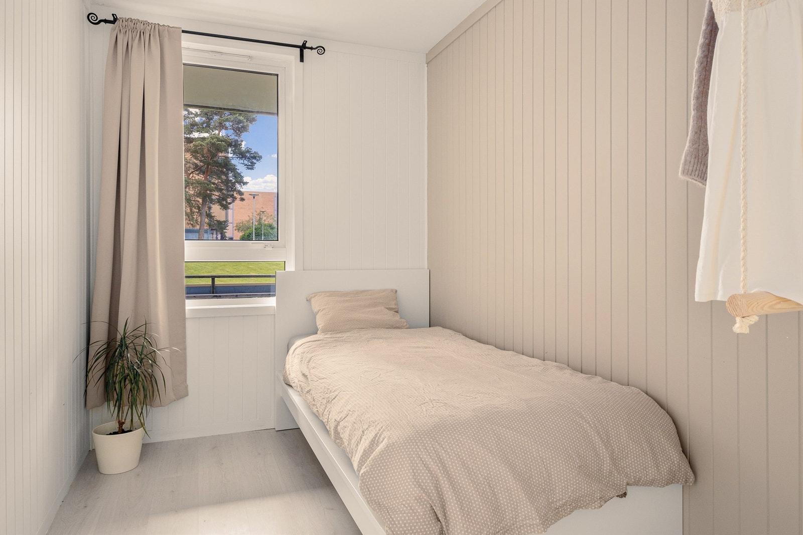 - Soverom nummer tre. Ypperlig for gjestebesøk eller hjemmekontor - Galleribilde