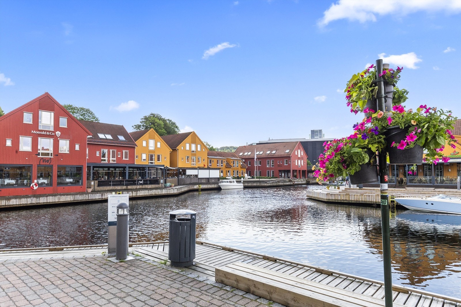 Fiskebrygga Galleribilde