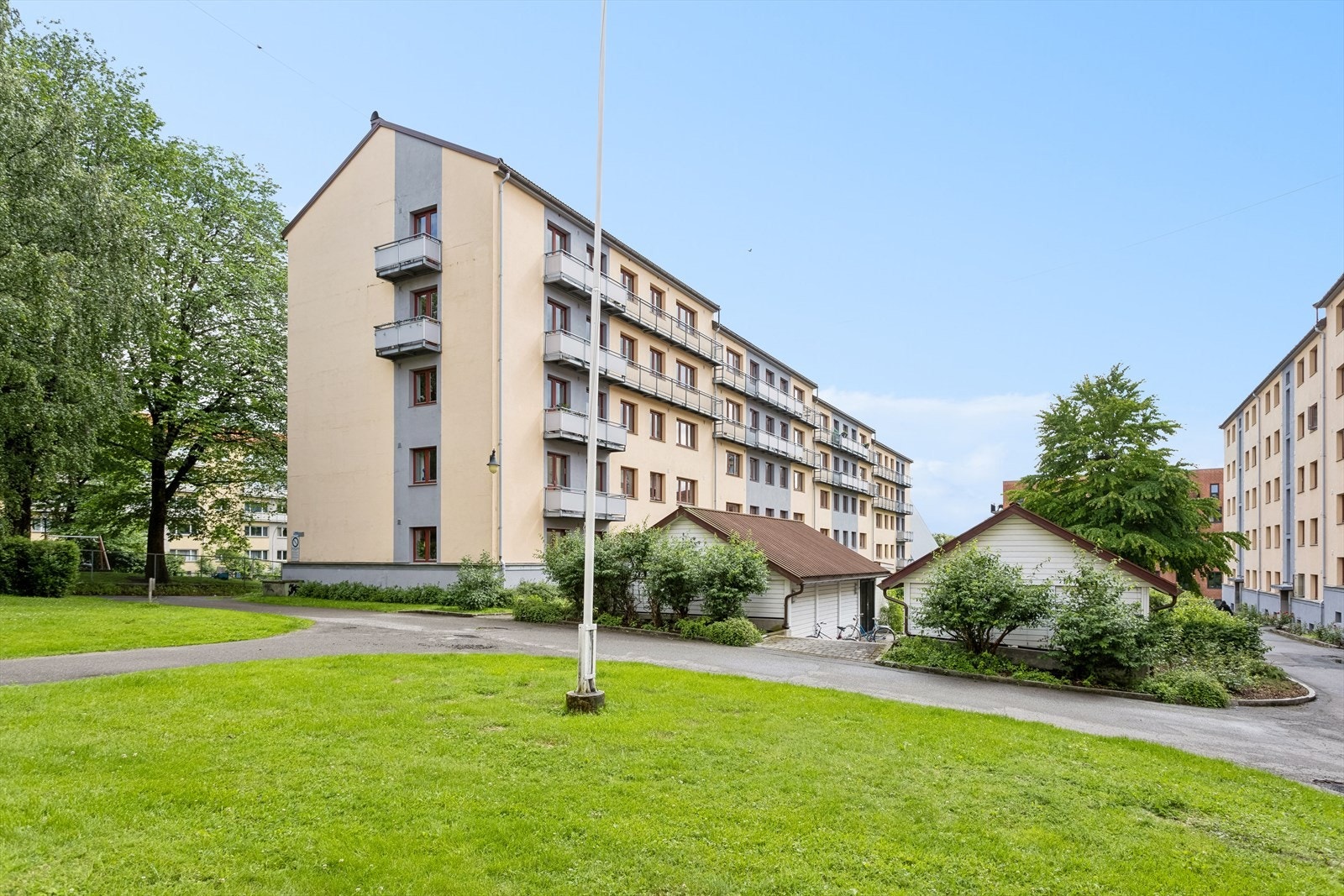 Borettslaget ligger rolig til på Torshov rett ovenfor Lilleborg kirke. Galleribilde
