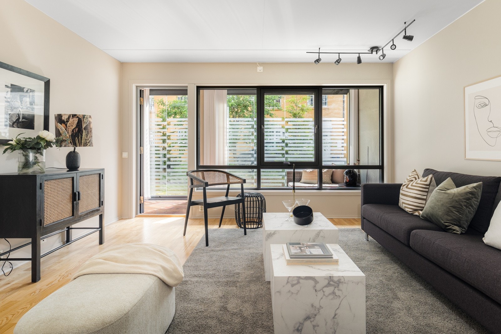 Proaktiv Eiendomsmegling v/Mads Kirkeslett har den store gleden av å ønske velkommen til Nedre Ila 5! Galleribilde