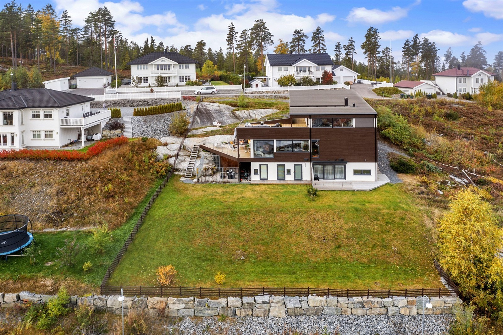 Flotte omgivelser rundt boligen Galleribilde