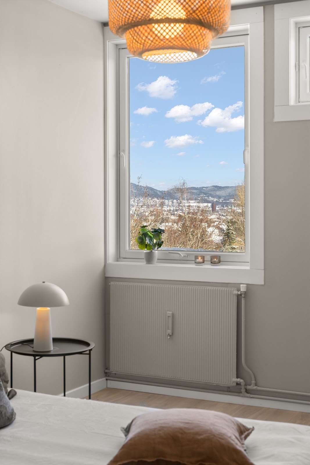 Rikelig med naturlig lysinnslipp og ingen innsyn Galleribilde
