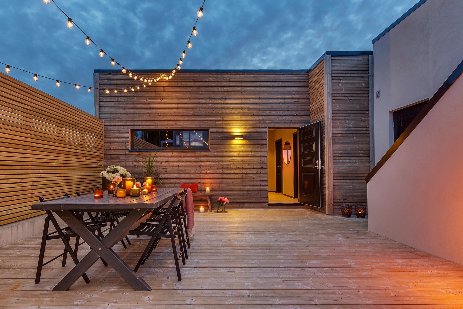 Her kan man virkelig se for seg å invitere familie og venner til lystig lag! Galleribilde