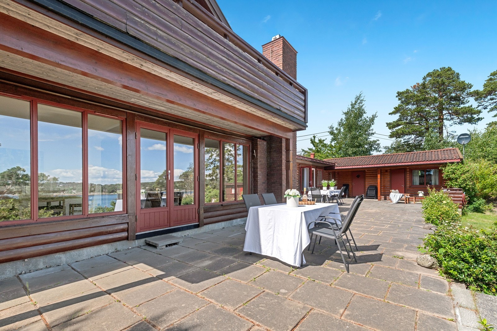 Hellelagte betongheller på 120 kvm Galleribilde