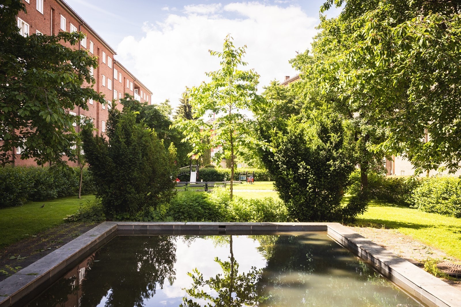 - Leiligheten har en sentral beliggenhet på populære Grünerløkka, og med kort vei til alt Oslo har å by på - Galleribilde