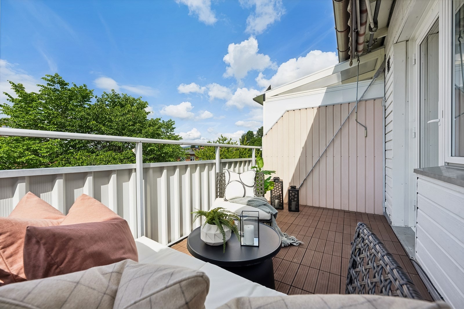 En fin forlengelse av boligen i sommerhalvåret Galleribilde