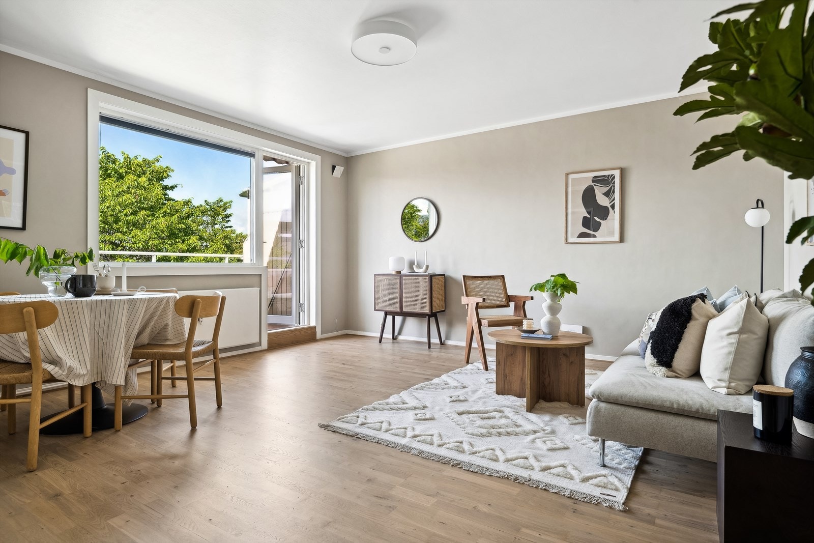 Lekker 2-roms toppleilighet med attraktiv beliggenhet på Disen Galleribilde