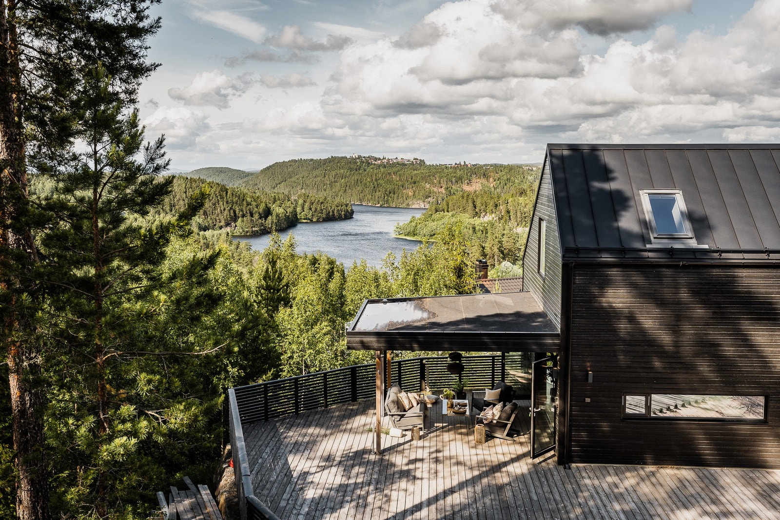 Flott utsikt. Galleribilde