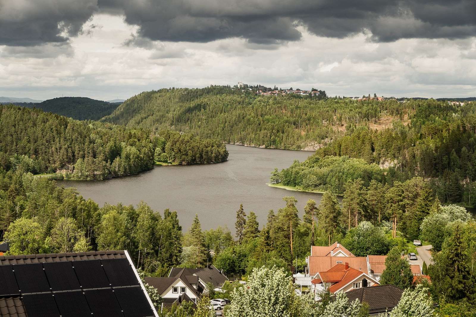 Et vakkert utsyn som vil skifte farge i takt med årstiden. Galleribilde