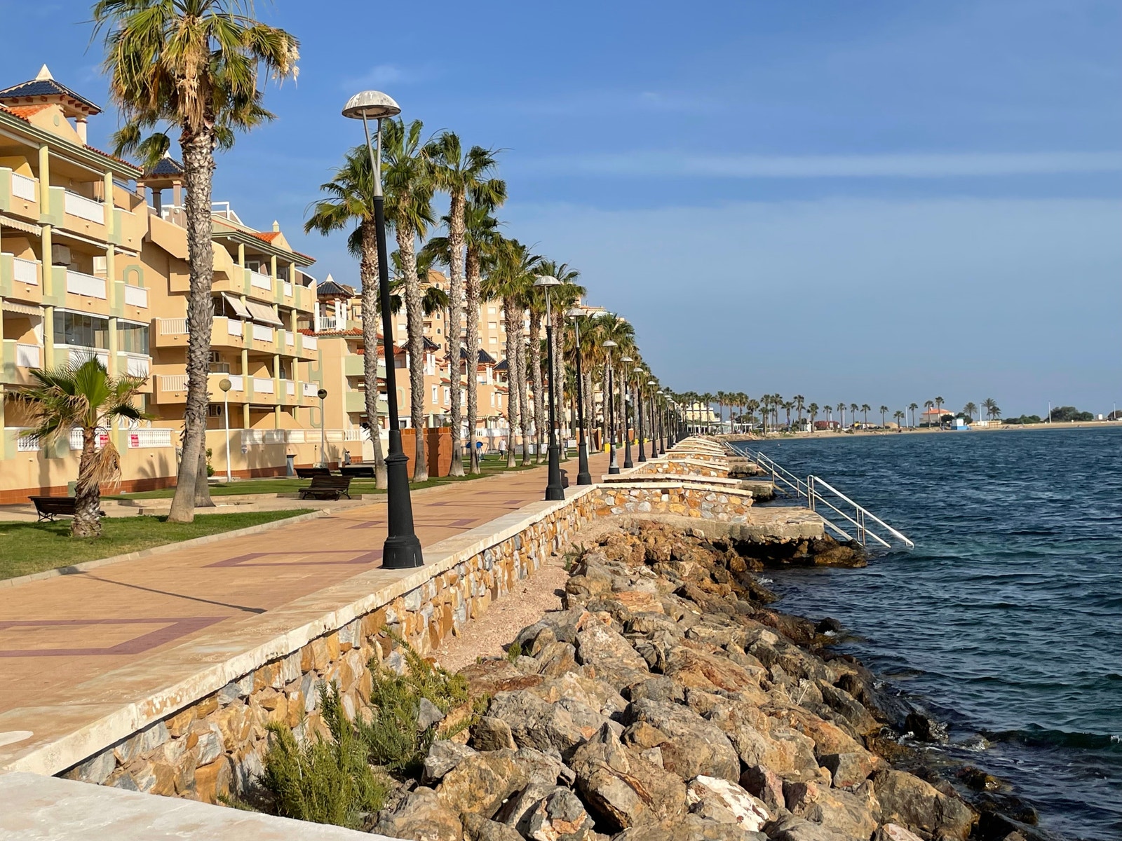 Nydelig promenade. Galleribilde