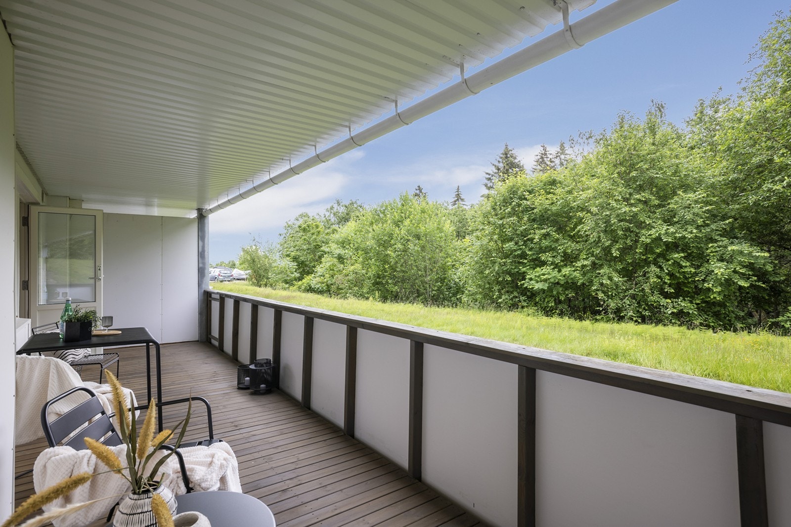 Leiligheten ligger fint til i naturskjønne omgivelser, tett på naturen. Galleribilde