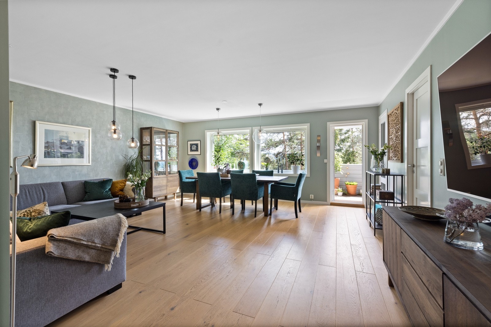 PrivatMegleren Infinita ved Bent W. Johansen har gleden av å presentere Eftasåsen 21! Galleribilde