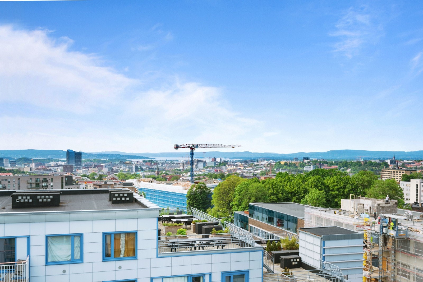 Utsikt fra takterrassen. Galleribilde