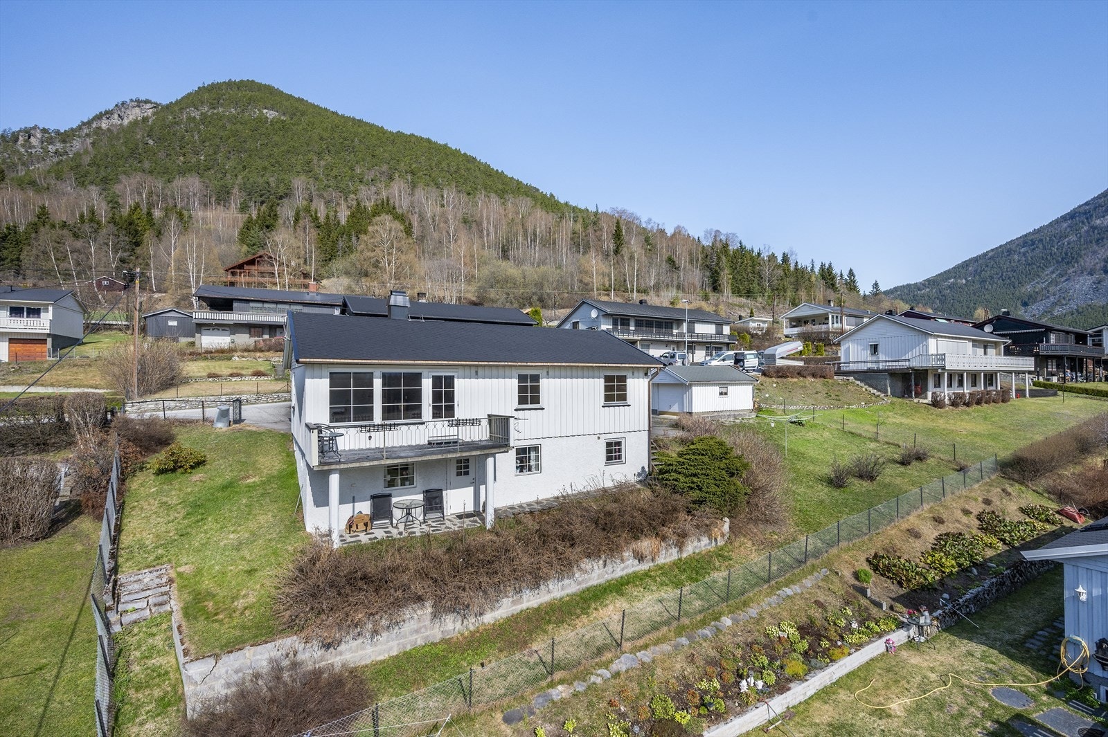 Pent opparbeidet eiertomt. Galleribilde