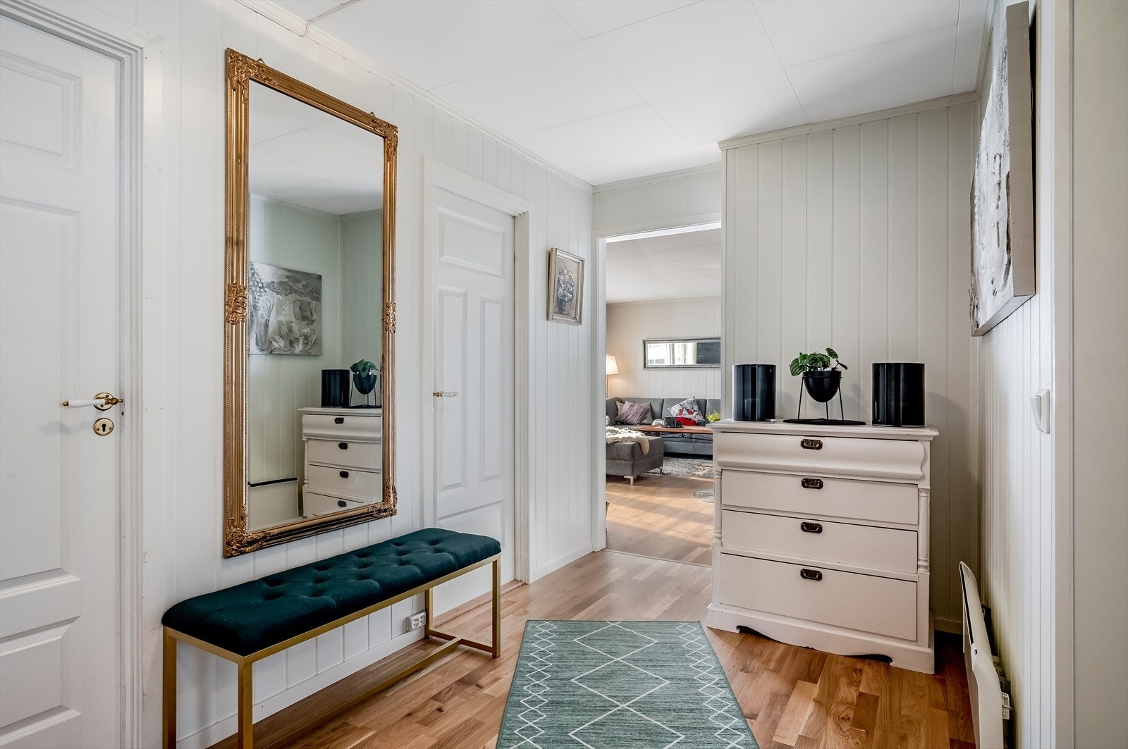 Lys og trivelig entre Galleribilde