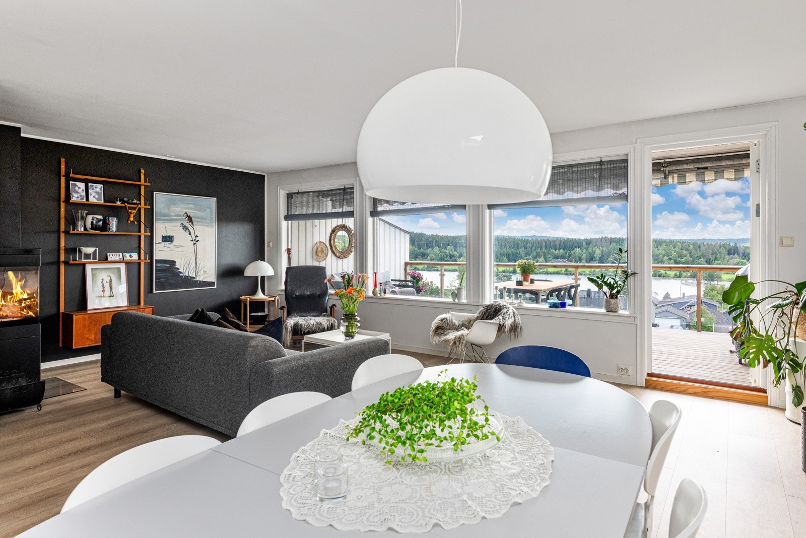 Lokalmegleren & Partners Follo har gleden av å presentere Fjellveien 39 - En delt 2-mannsbolig over 3 plan Galleribilde