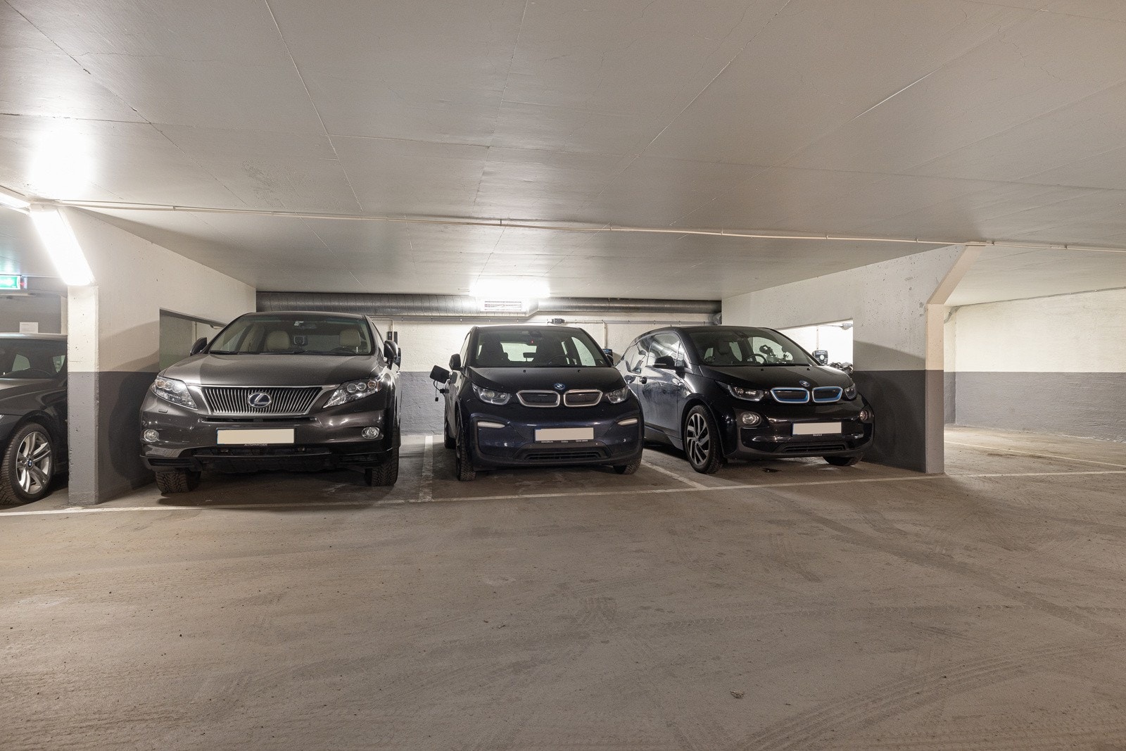 Parkering, sa du? Garasjeplass kan kjøpes mot tillegg i pris! Se salgsoppgave, eller konferer megler. Galleribilde