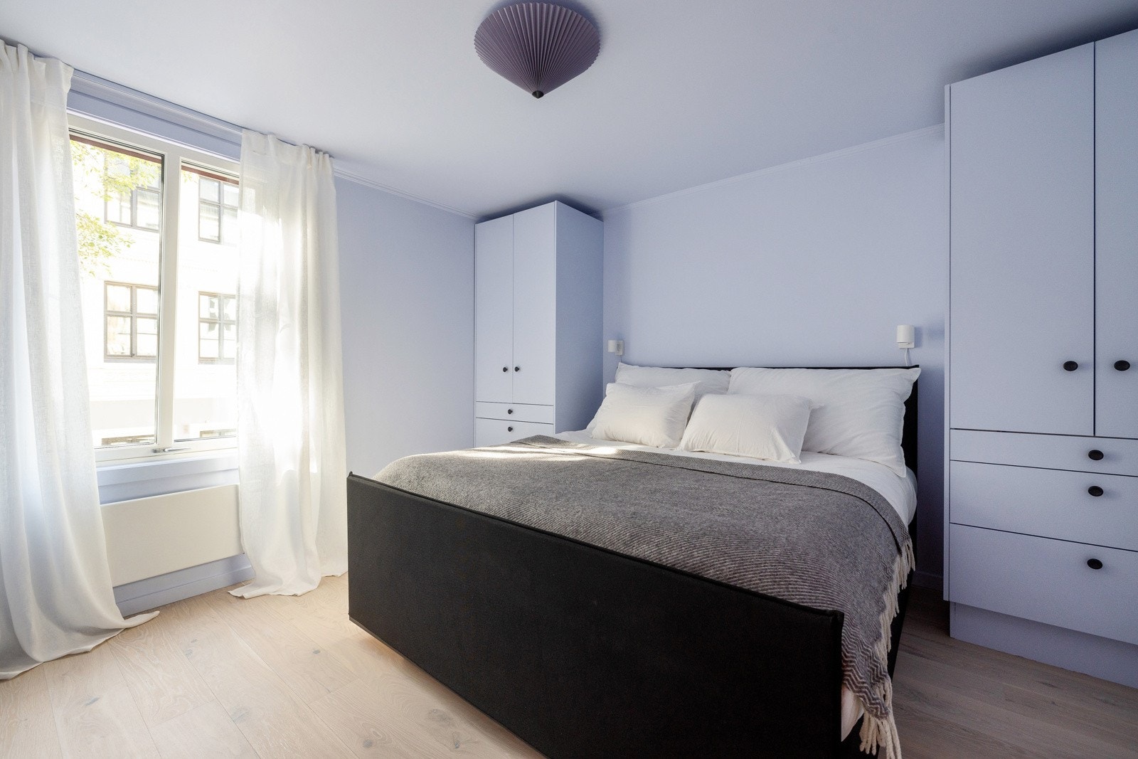 Leiligheten har to soverom, og begge er av god størrelse. Galleribilde