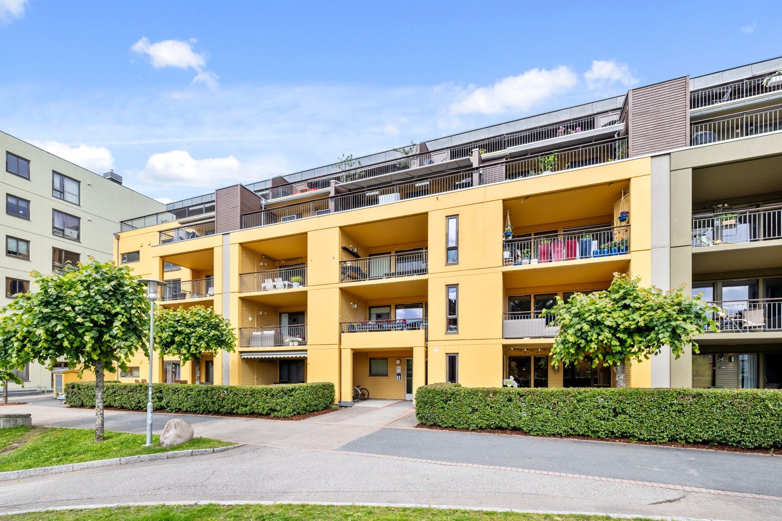 Fasade - velkommen til et hyggelig nabolag! Galleribilde