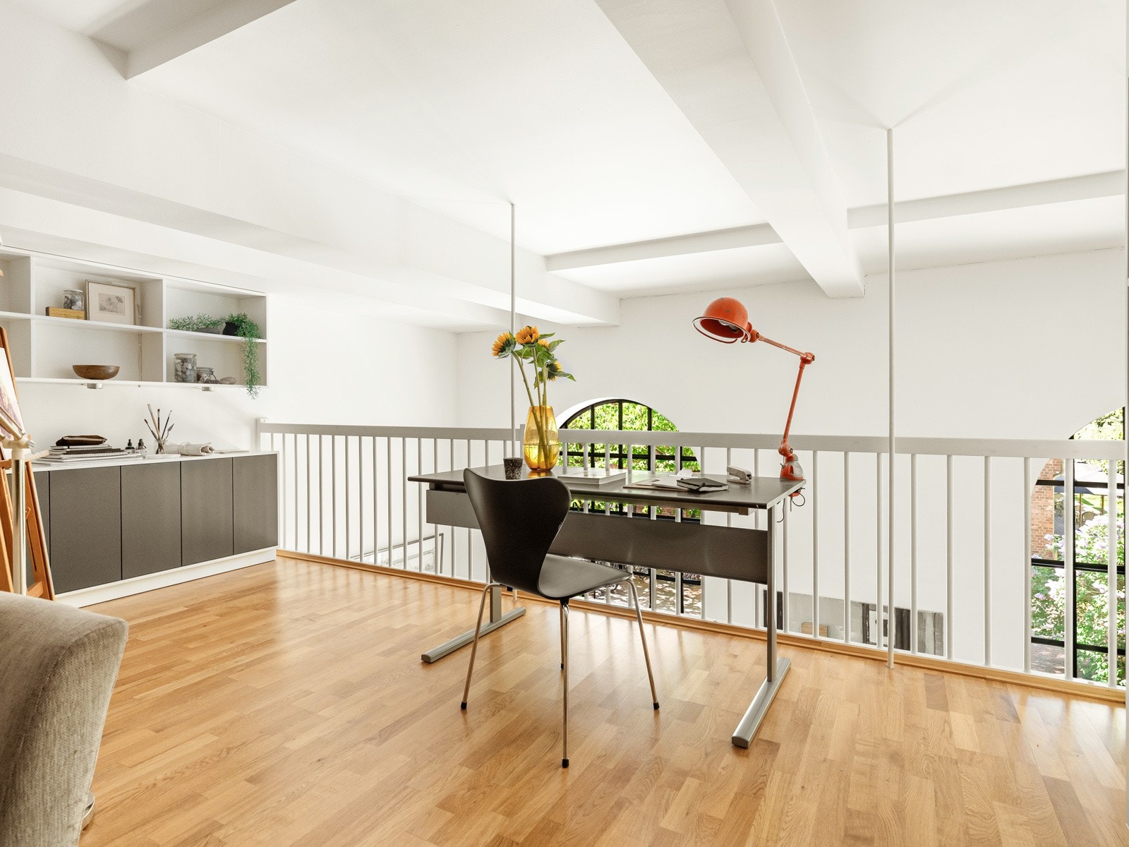 I dag brukes det som arbeidsplass og atelier. Galleribilde