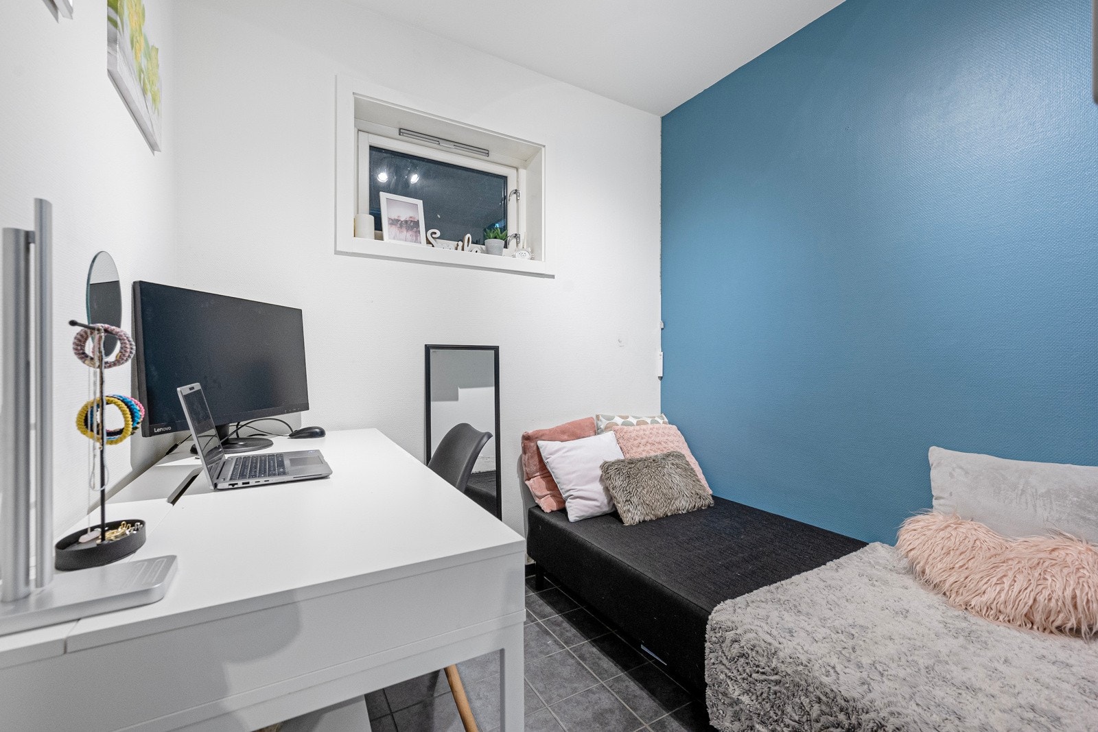 Kontor/bod i u.etg. Galleribilde