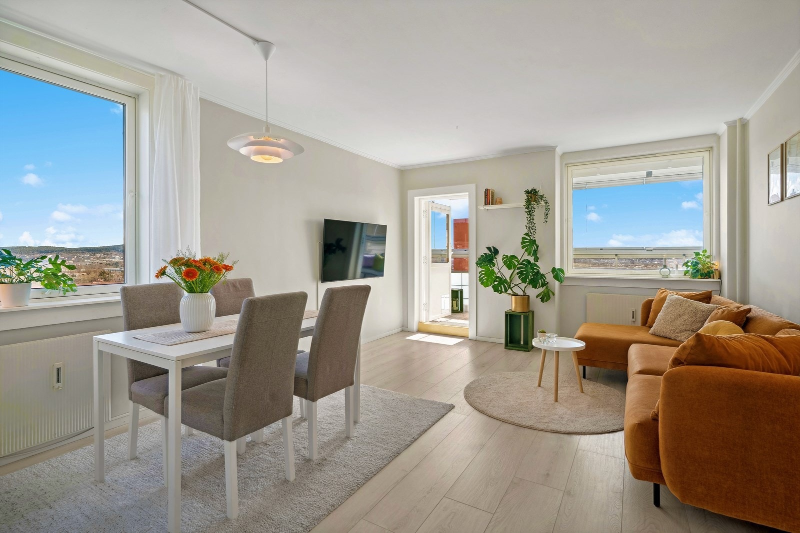 Velkommen til Refstadsvingen 3, presentert av Buket Altunbas v/DNB Eiendom Galleribilde