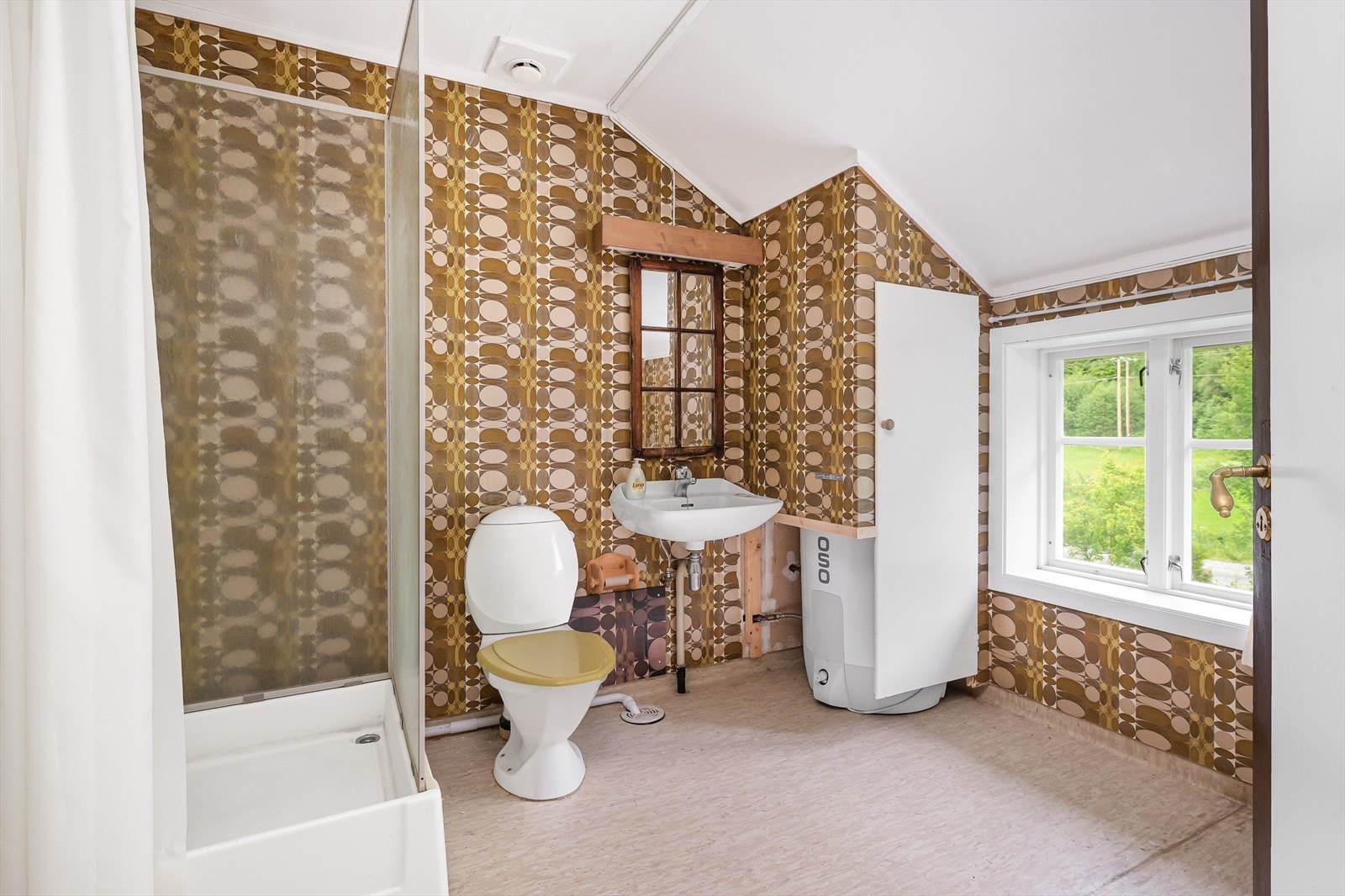 Bad øst Galleribilde