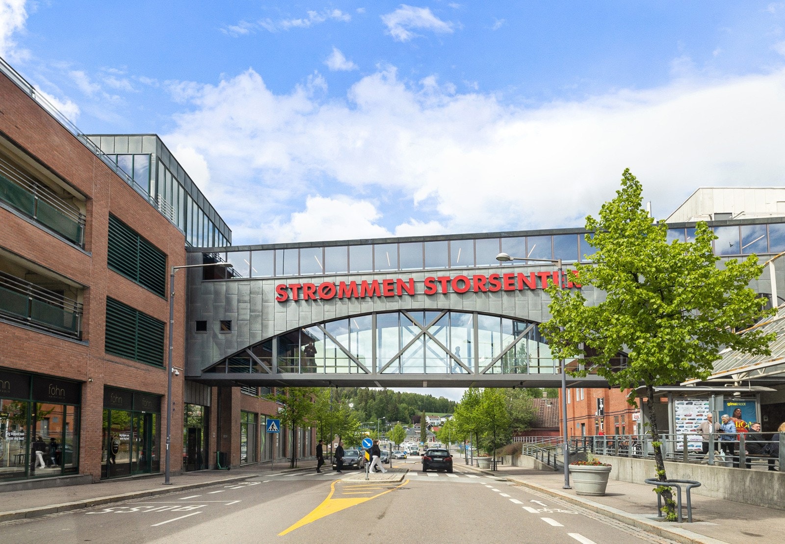 Her bor du meget sentralt på Strømmen med gangavstand til Strømmen Storsenter. Galleribilde