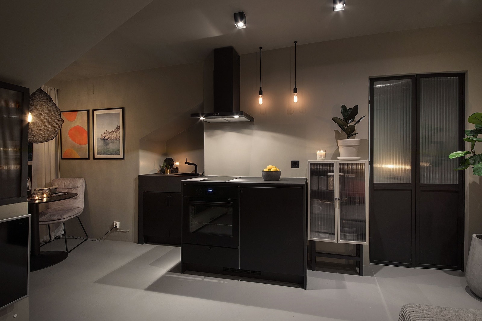 Kveldsbilde. Galleribilde