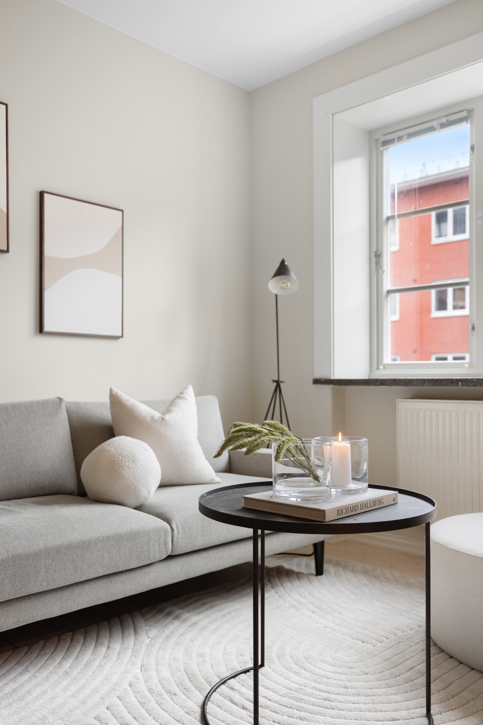 Oppvarming og varmtvann er inkludert i felleskostnadene. Galleribilde