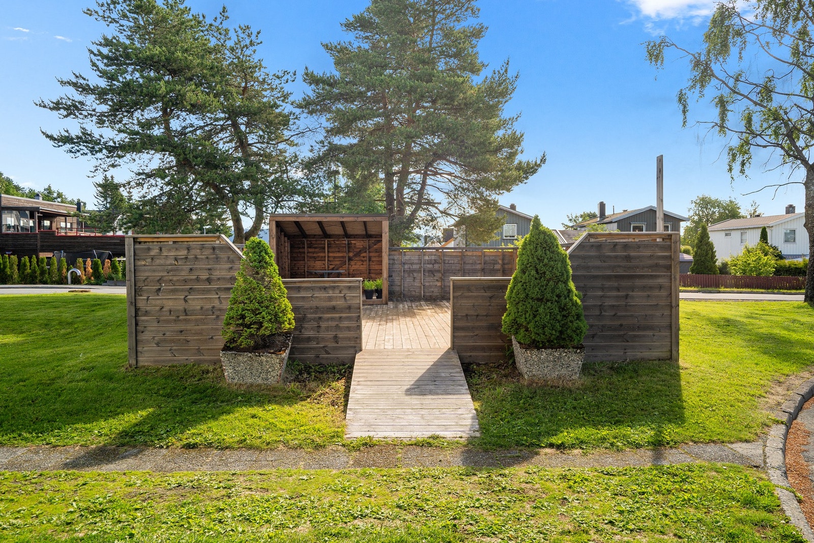 Felles uteplass for borettslaget. Galleribilde