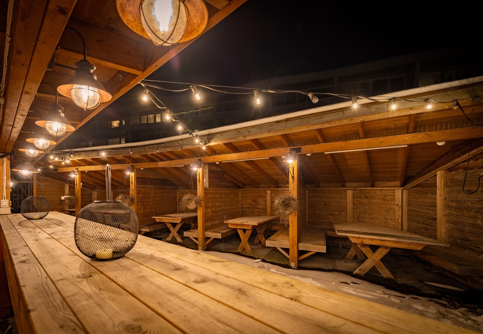 Bar, peis og sittegrupper. Ypperlig for sosiale kvelder! Galleribilde