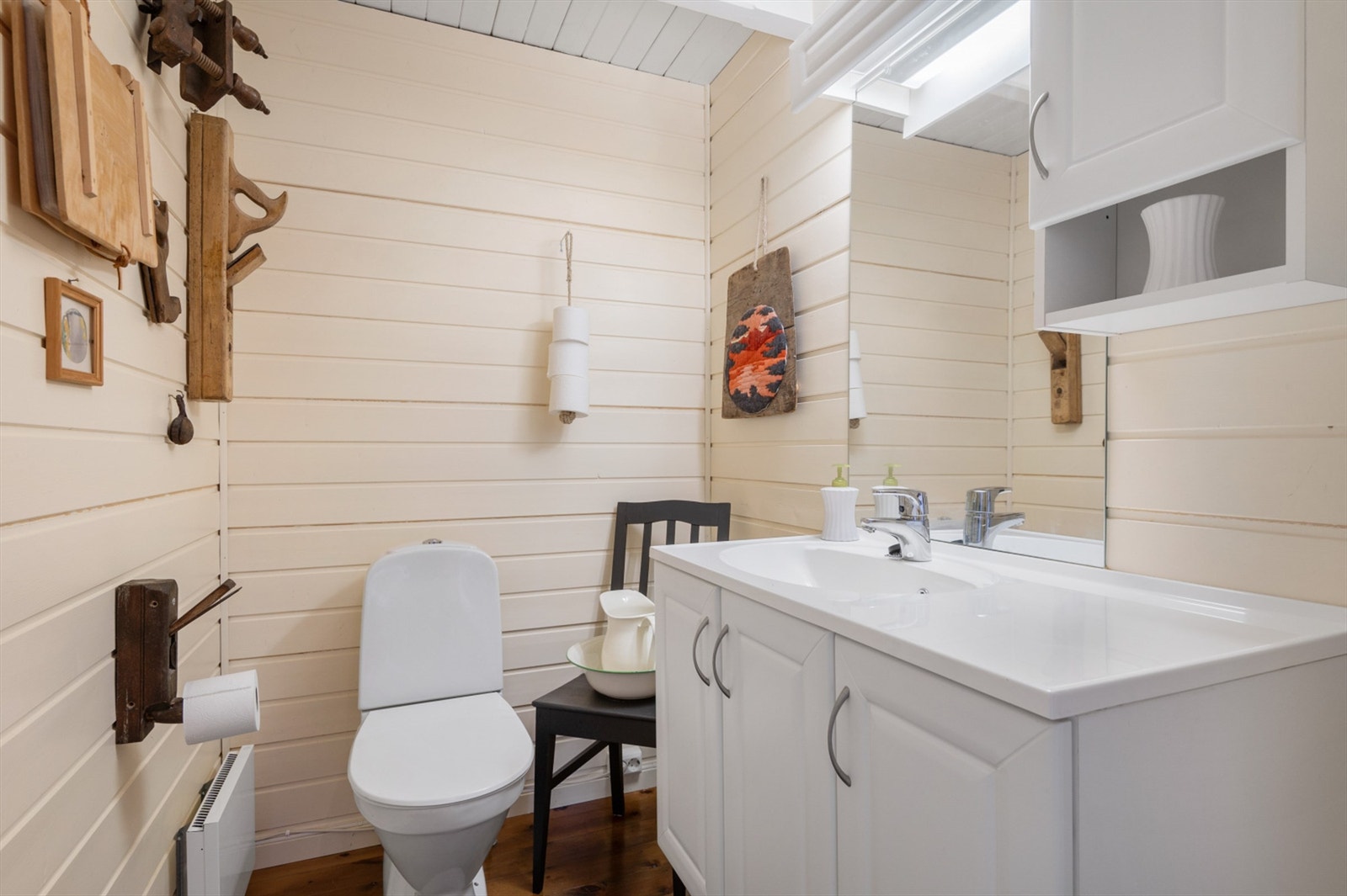 I tillegg til badet er det også et separat WC-rom. Galleribilde